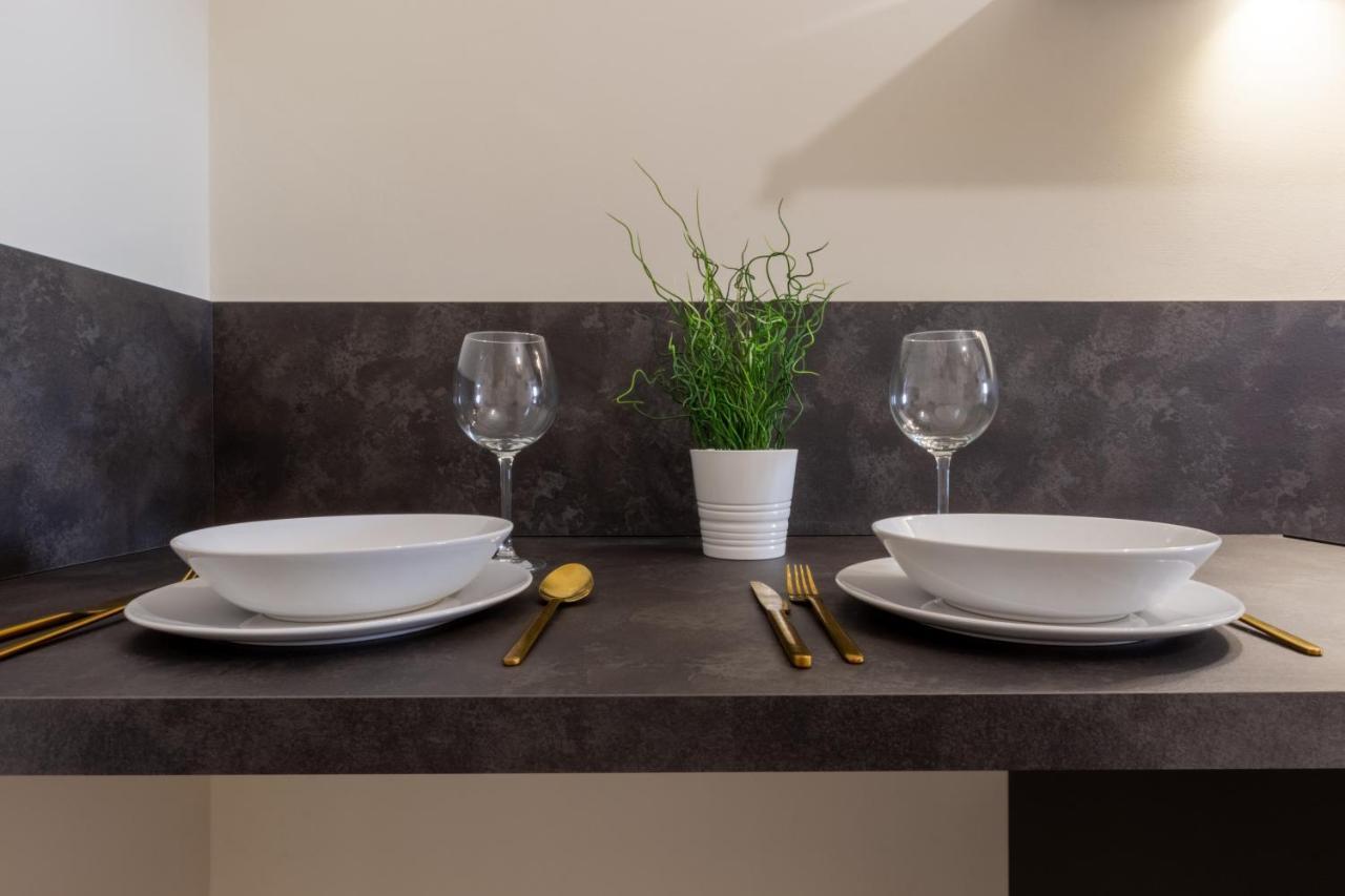 Studio Apartments Boutique Al Bastione Di קליארי מראה חיצוני תמונה