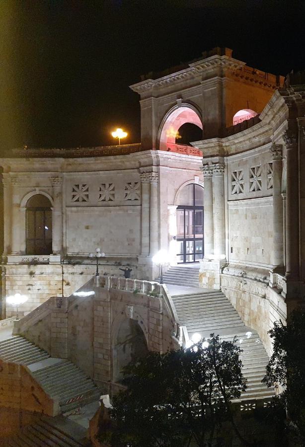 Studio Apartments Boutique Al Bastione Di קליארי מראה חיצוני תמונה